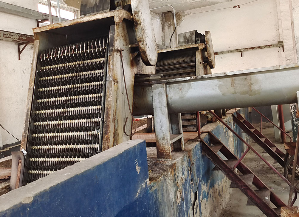 回轉(zhuǎn)式柵格除污機